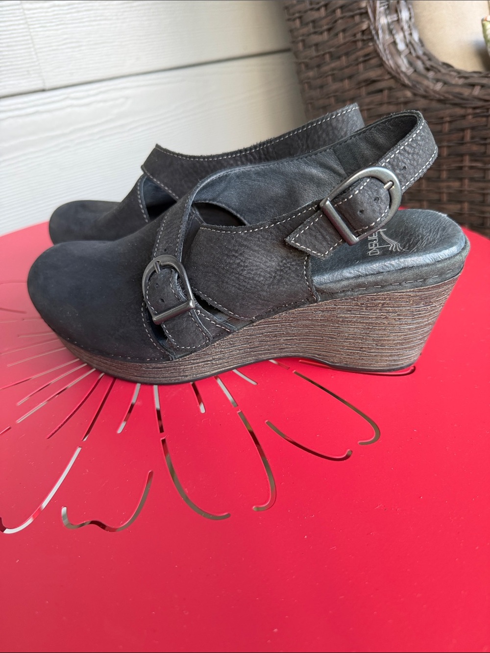 dansko vinnie womens size 38 shoes black leather slingback wedge comfort clogs